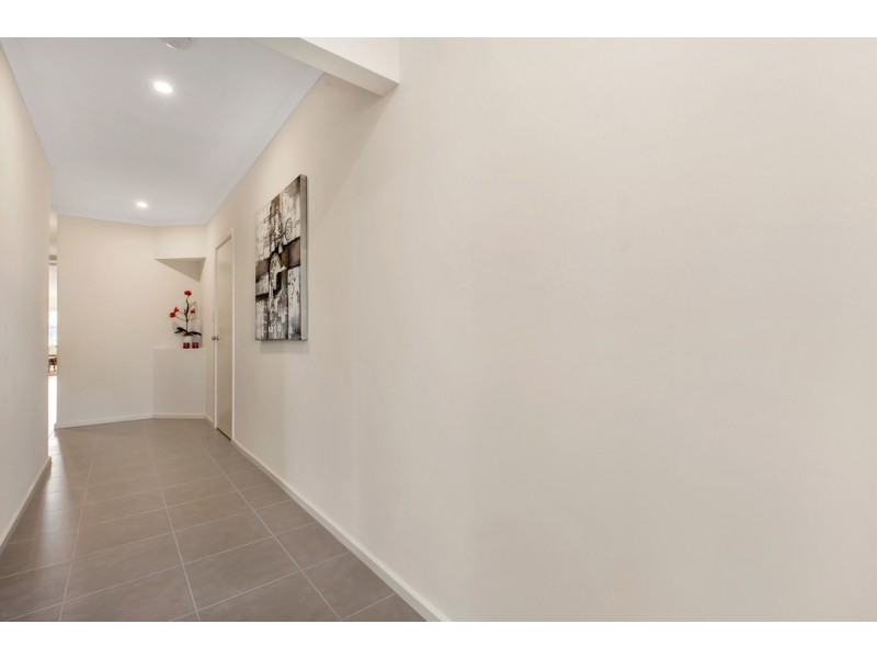 6b Neville Avenue, Para Vista SA 5093