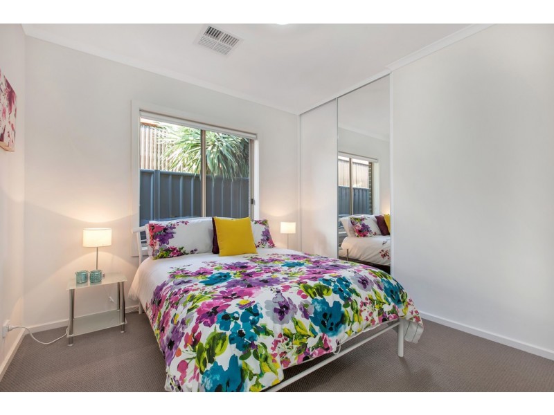 6b Neville Avenue, Para Vista SA 5093