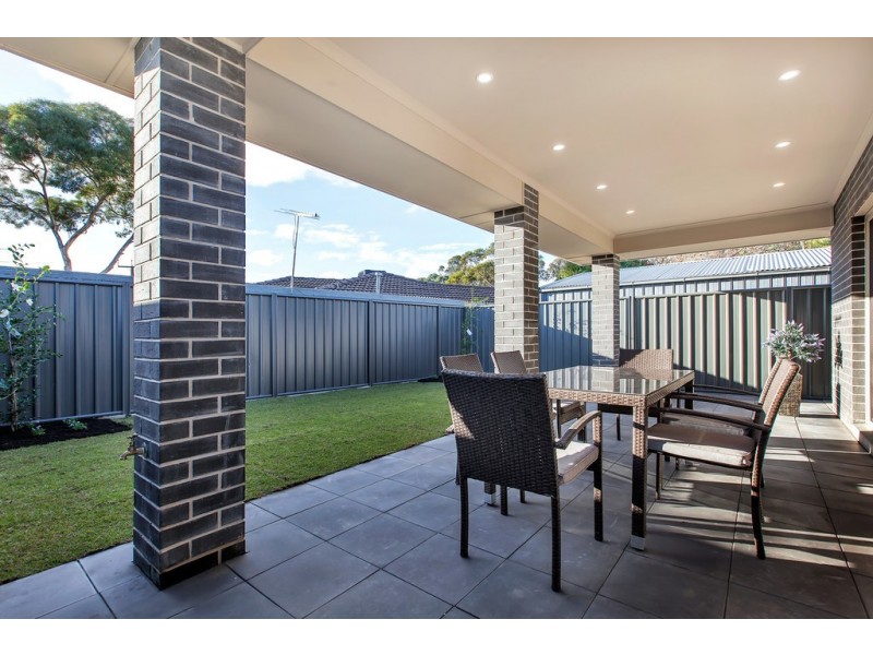 6b Neville Avenue, Para Vista SA 5093