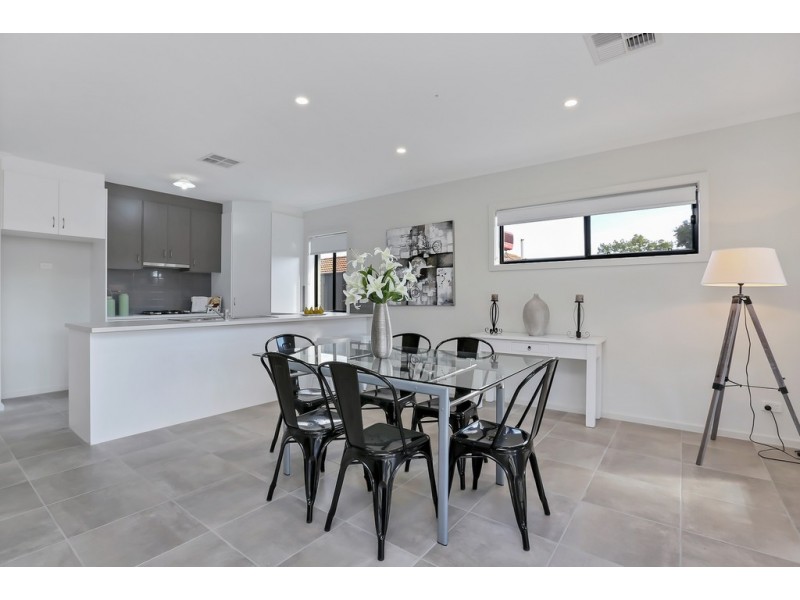 6a Neville Avenue, Para Vista SA 5093