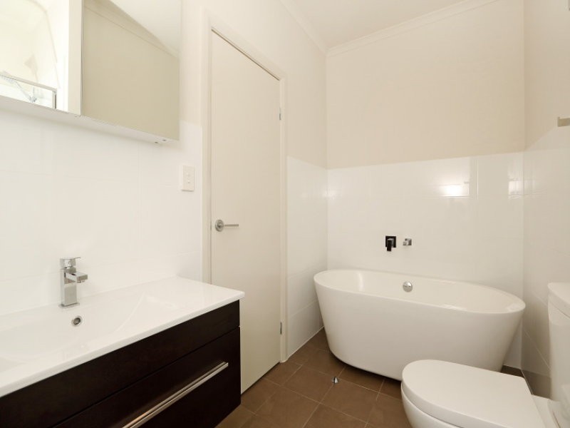 10 / 105-107 Elder Drive, Mawson Lakes SA 5095