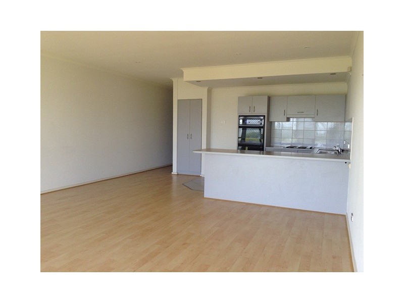 4/3 Mirani Court, West Lakes Shore SA 5020