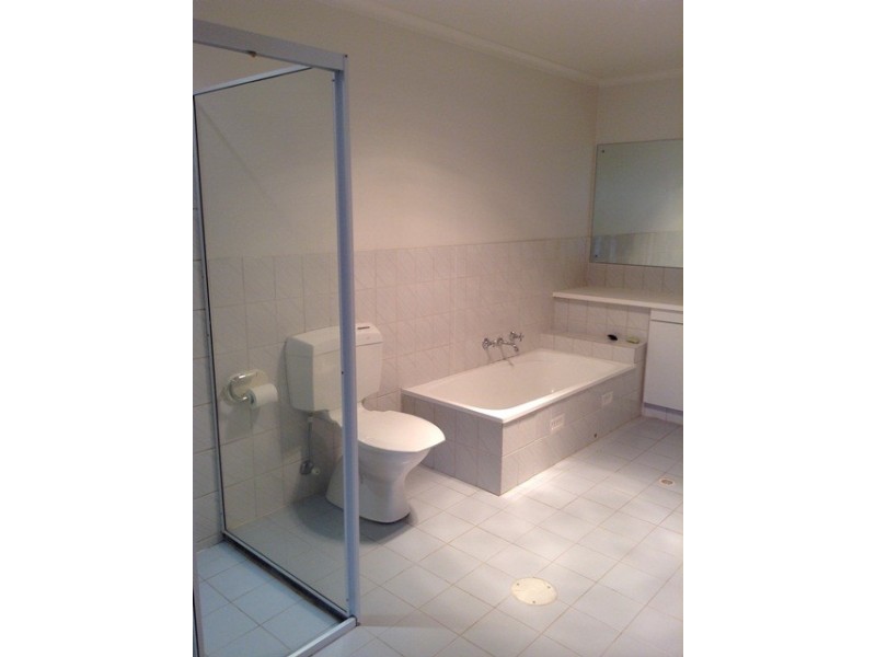 4/3 Mirani Court, West Lakes Shore SA 5020