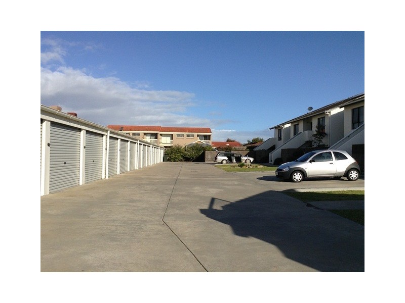 4/3 Mirani Court, West Lakes Shore SA 5020