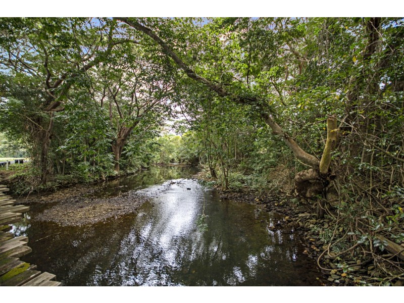 235 Mowbray River Road, Mowbray QLD 4877