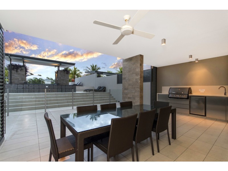 104/56 Macrossan Street (Coconut Grove), Port Douglas QLD 4877