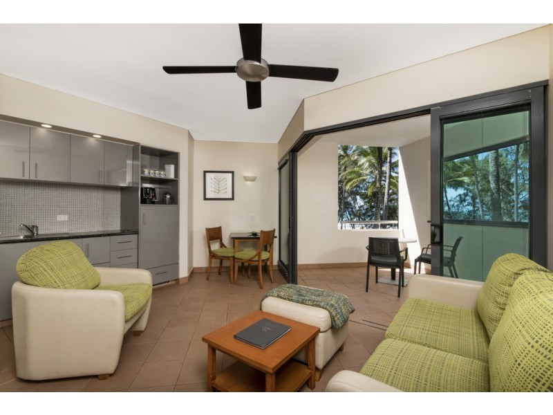 15/9-13 The Esplanade (Peninsula Hotel), Port Douglas QLD 4877