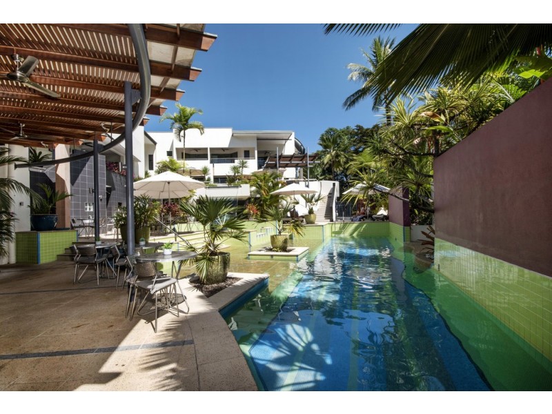 15/9-13 The Esplanade (Peninsula Hotel), Port Douglas QLD 4877