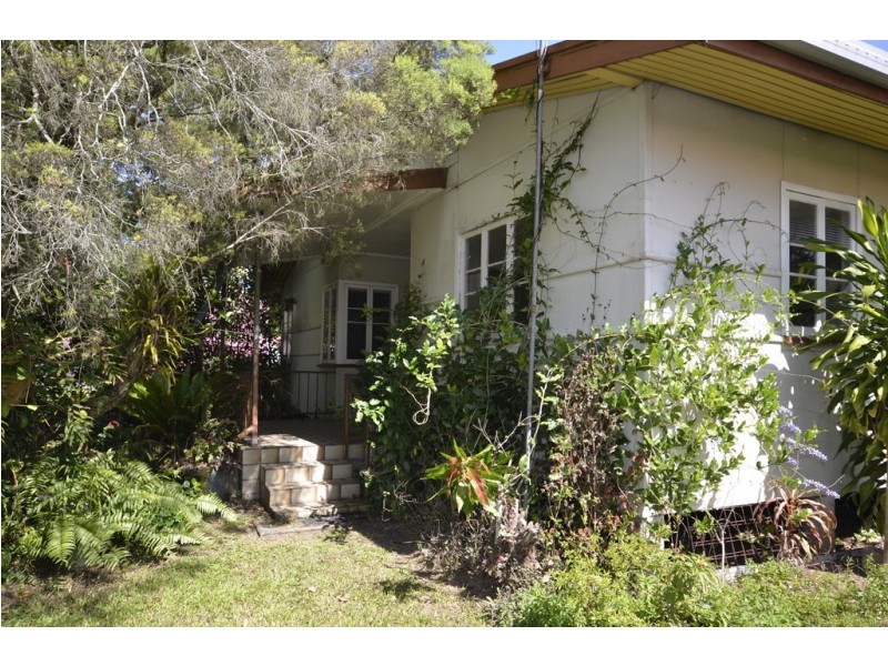 75 Alchera Drive, Mossman QLD 4873