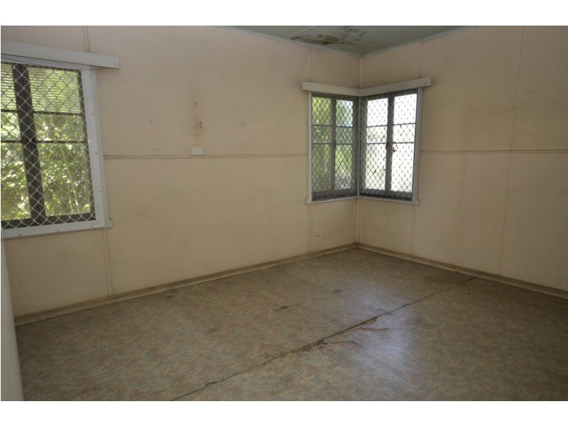 75 Alchera Drive, Mossman QLD 4873