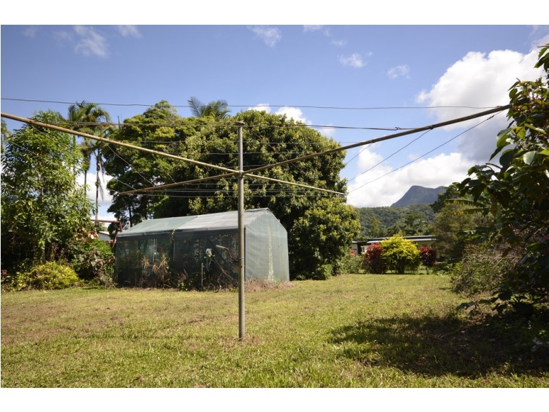 75 Alchera Drive, Mossman QLD 4873