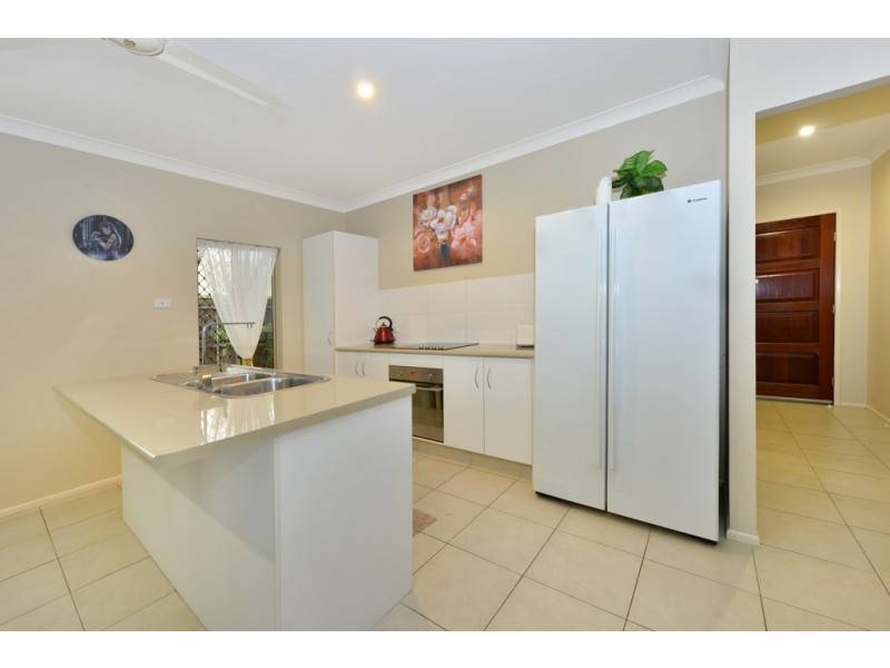11 Yidi Close, Cooya Beach QLD 4873