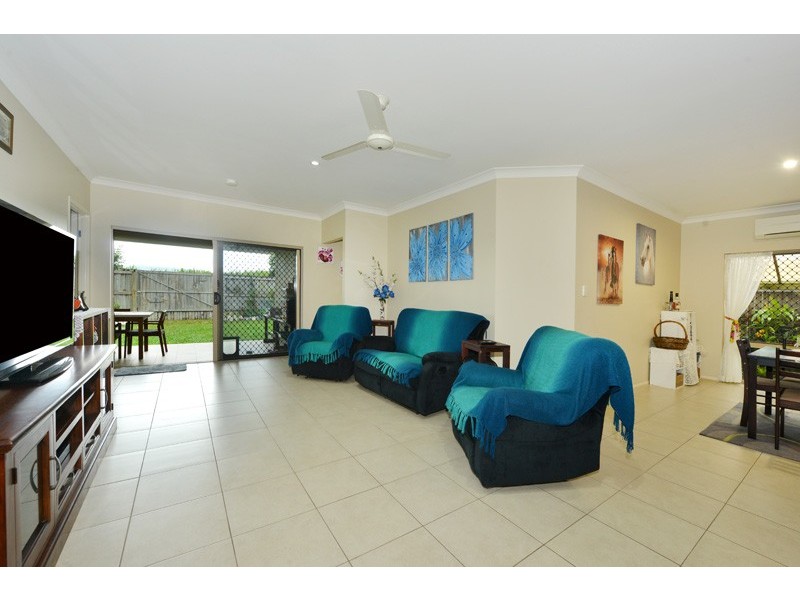 11 Yidi Close, Cooya Beach QLD 4873