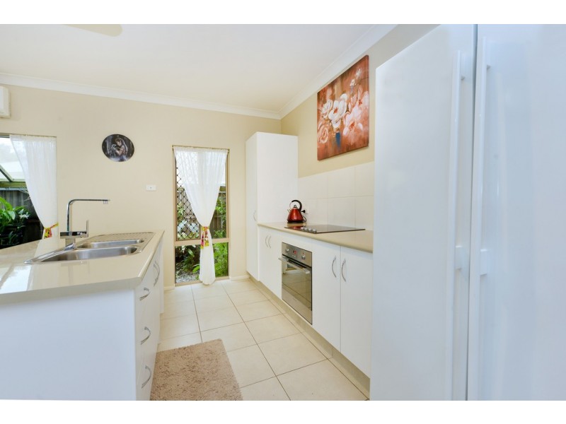 11 Yidi Close, Cooya Beach QLD 4873