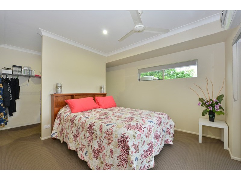 11 Yidi Close, Cooya Beach QLD 4873