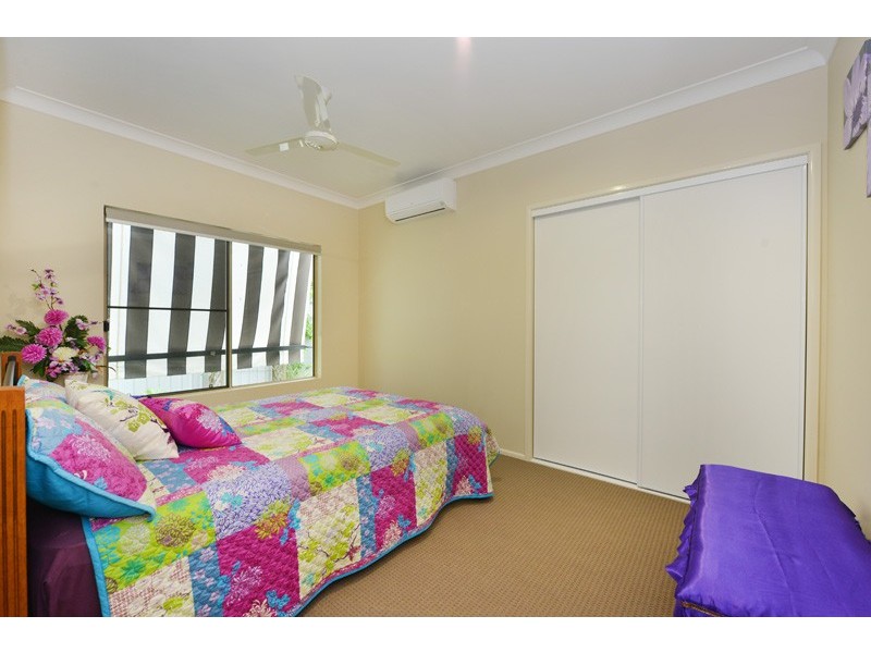 11 Yidi Close, Cooya Beach QLD 4873