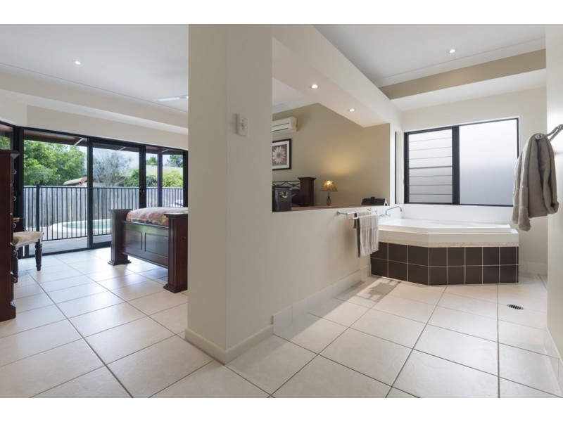 6 Sandpiper Street, Port Douglas QLD 4877