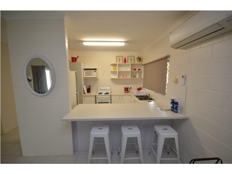 27 Andrews Street, Newell QLD 4873