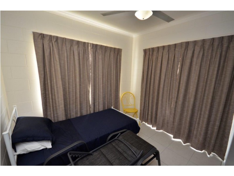 27 Andrews Street, Newell QLD 4873