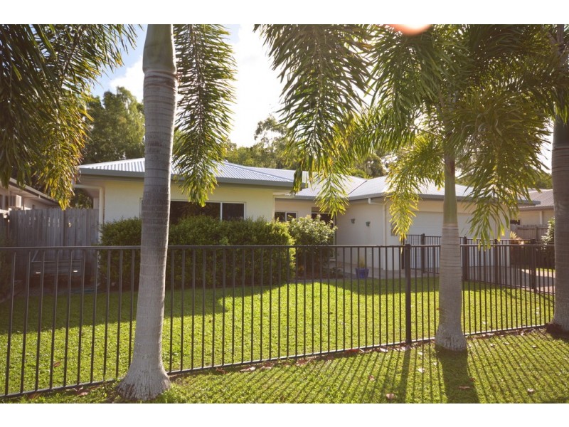15 Dulku Close, Port Douglas QLD 4877