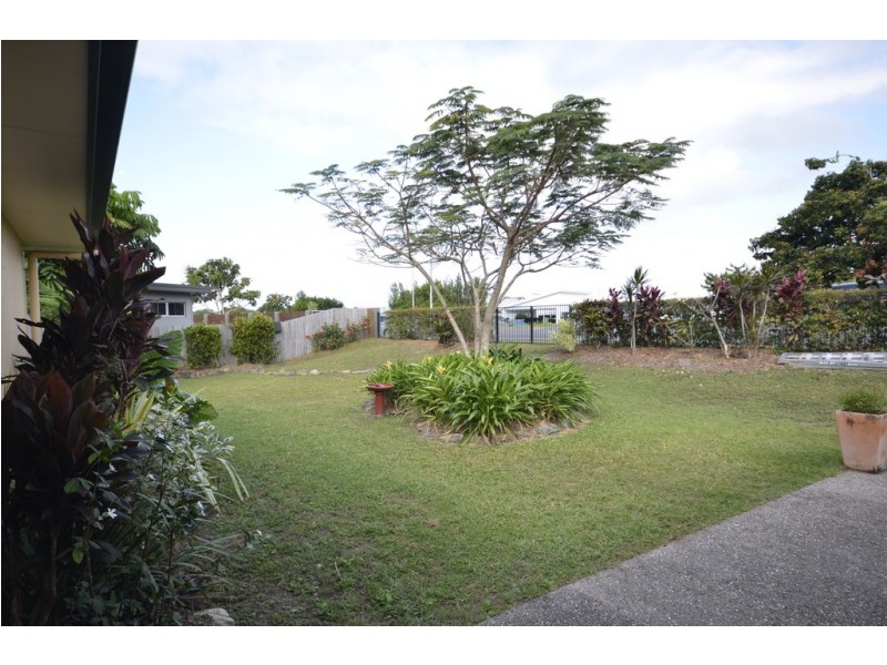 37 Cooya Beach Road, Cooya Beach QLD 4873
