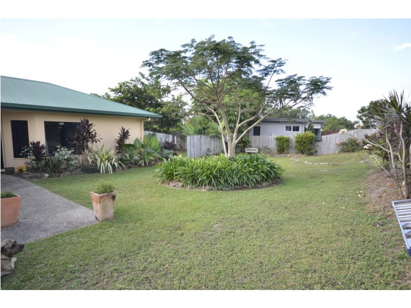 37 Cooya Beach Road, Cooya Beach QLD 4873