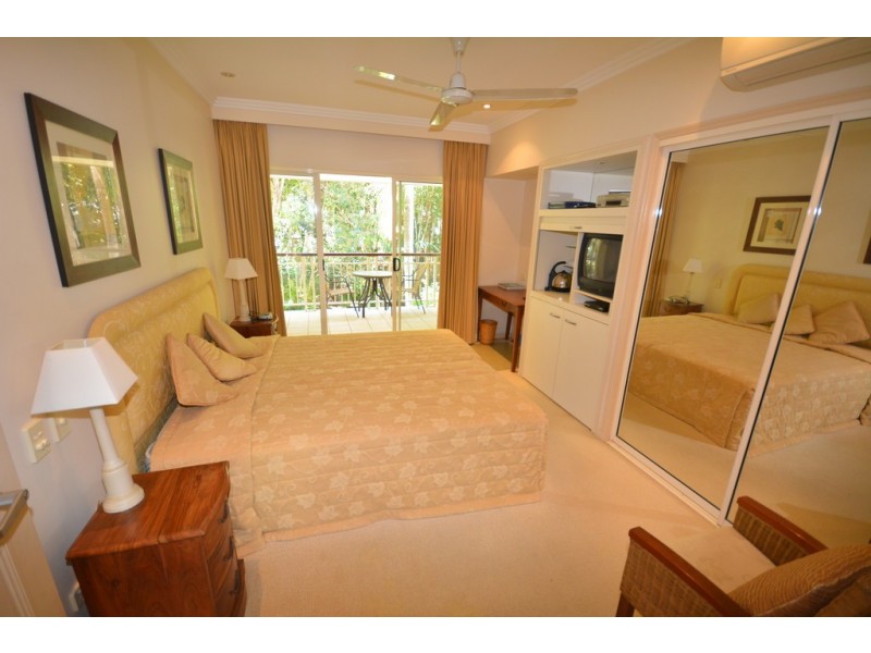 Unit 45 Nautilus St (Paradise Links), Port Douglas QLD 4877