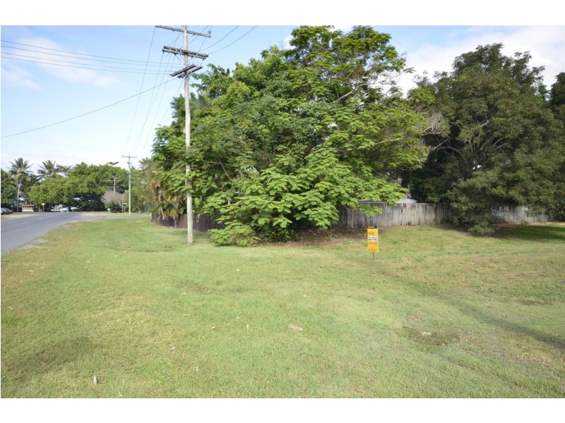 6 Palm Street, Cooya Beach QLD 4873