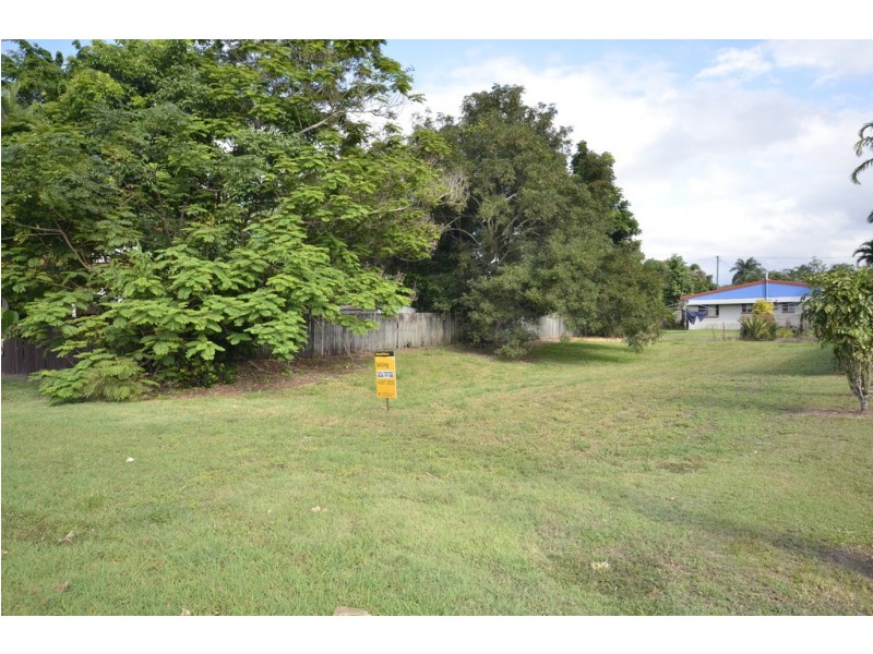 6 Palm Street, Cooya Beach QLD 4873