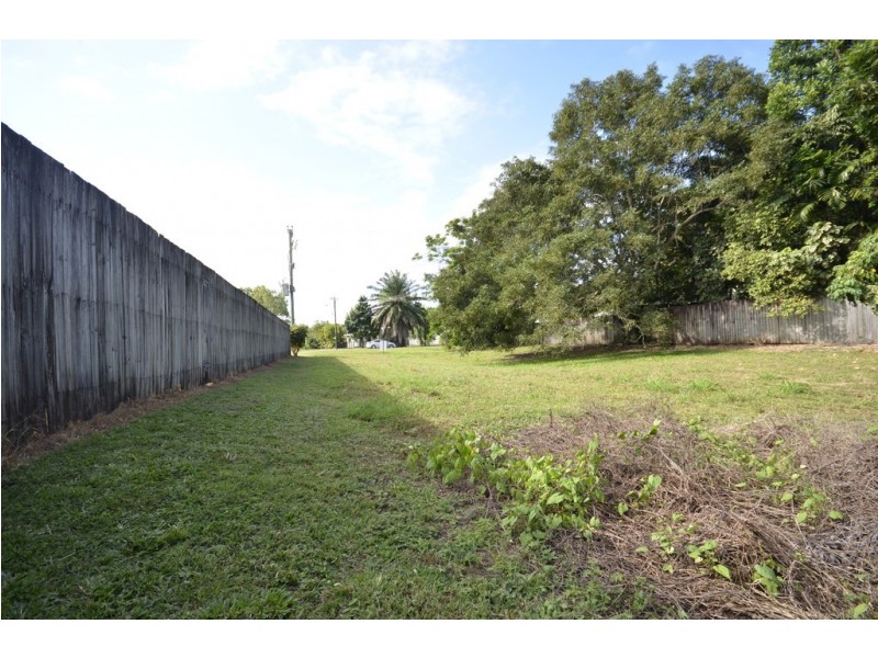 6 Palm Street, Cooya Beach QLD 4873