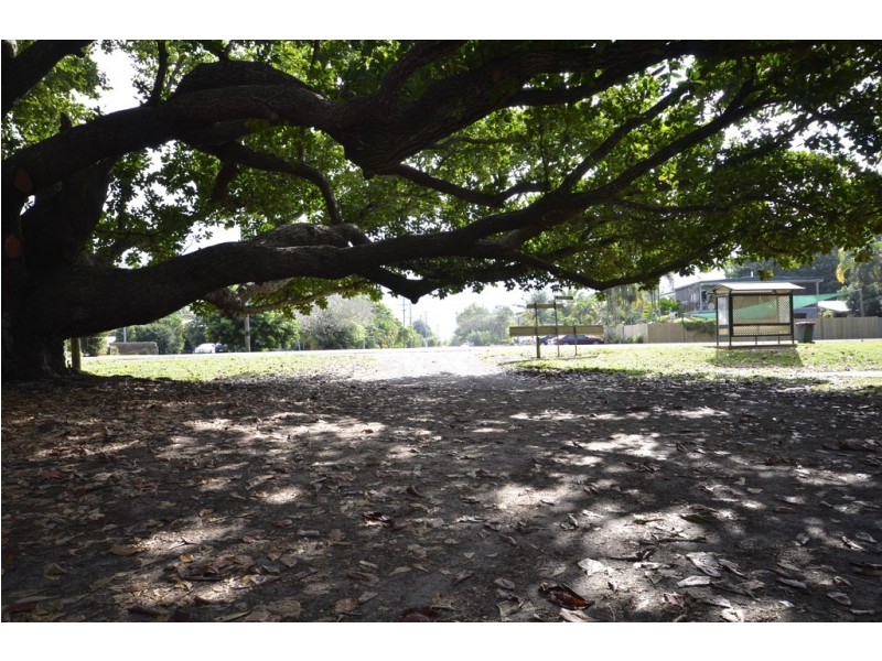 6 Palm Street, Cooya Beach QLD 4873