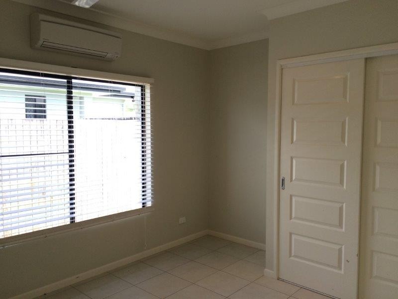 9 Riflebird Crescent, Mossman QLD 4873