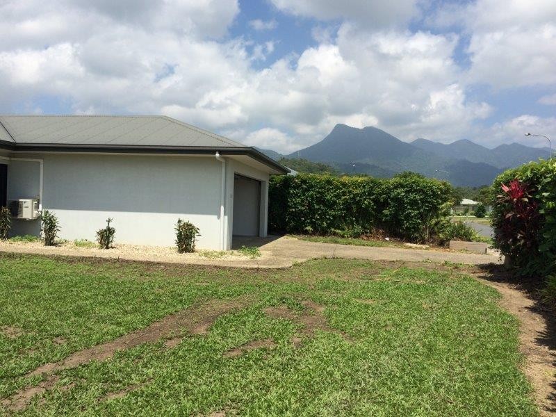 9 Riflebird Crescent, Mossman QLD 4873