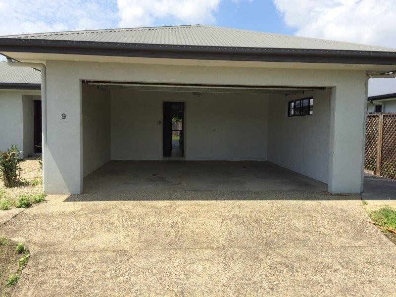 9 Riflebird Crescent, Mossman QLD 4873