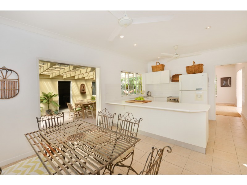 20 Endeavour Street, Port Douglas QLD 4877