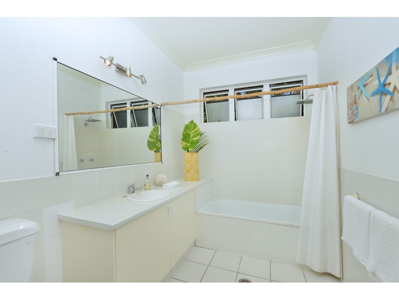 20 Endeavour Street, Port Douglas QLD 4877