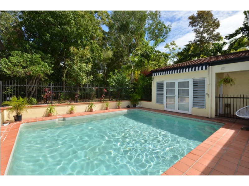 20 Endeavour Street, Port Douglas QLD 4877