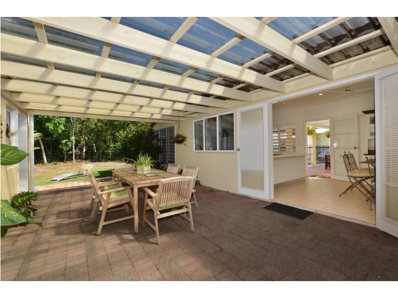 20 Endeavour Street, Port Douglas QLD 4877