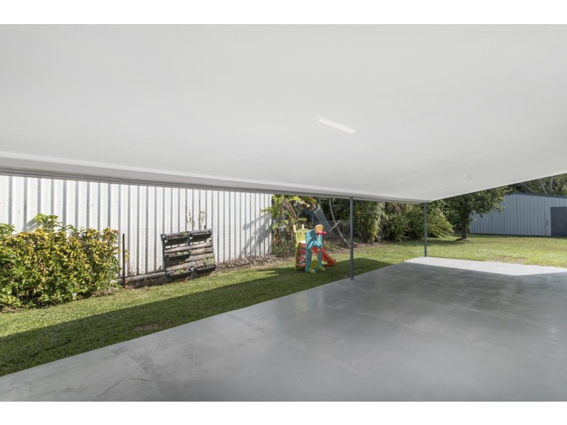 33 Pringle Street, Mossman QLD 4873