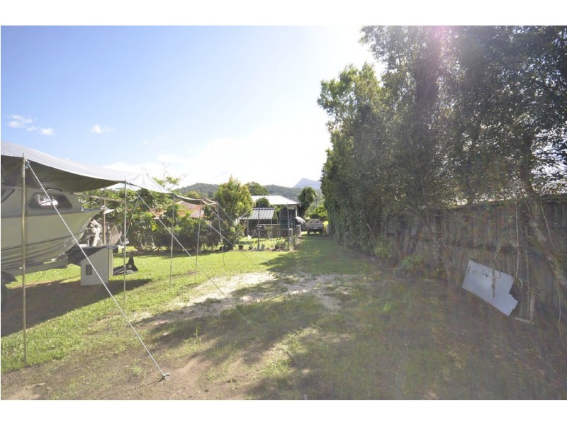 38 Pringle Street, Mossman QLD 4873
