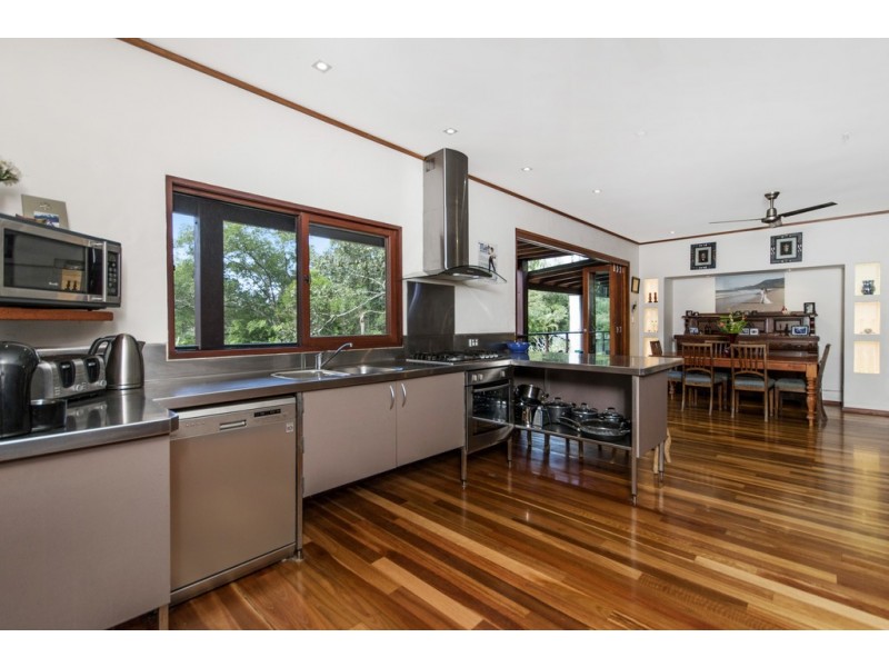 250 Mowbray River Rd, Mowbray QLD 4877