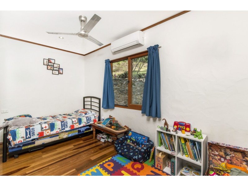 250 Mowbray River Rd, Mowbray QLD 4877