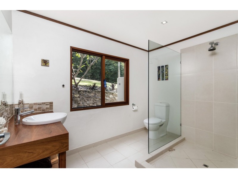 250 Mowbray River Rd, Mowbray QLD 4877