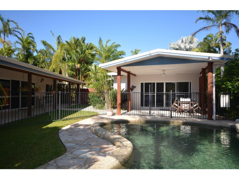 15 Agincourt Street, Port Douglas QLD 4877