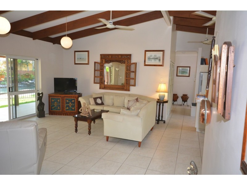 15 Agincourt Street, Port Douglas QLD 4877