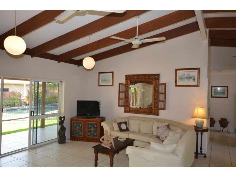 15 Agincourt Street, Port Douglas QLD 4877