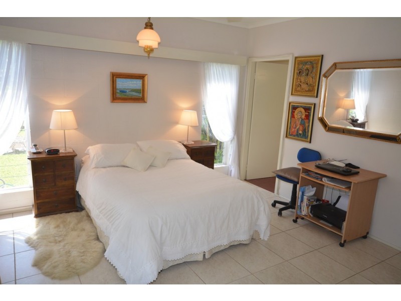 15 Agincourt Street, Port Douglas QLD 4877