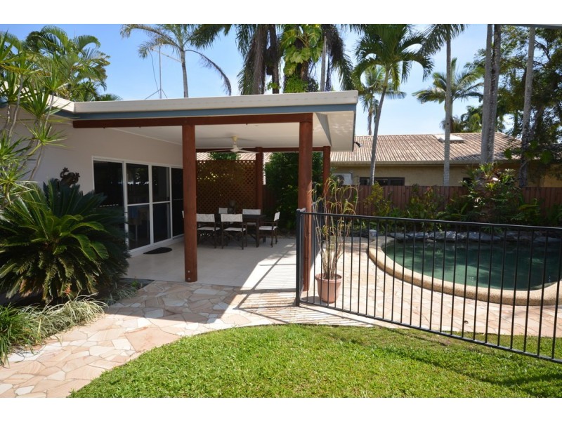 15 Agincourt Street, Port Douglas QLD 4877