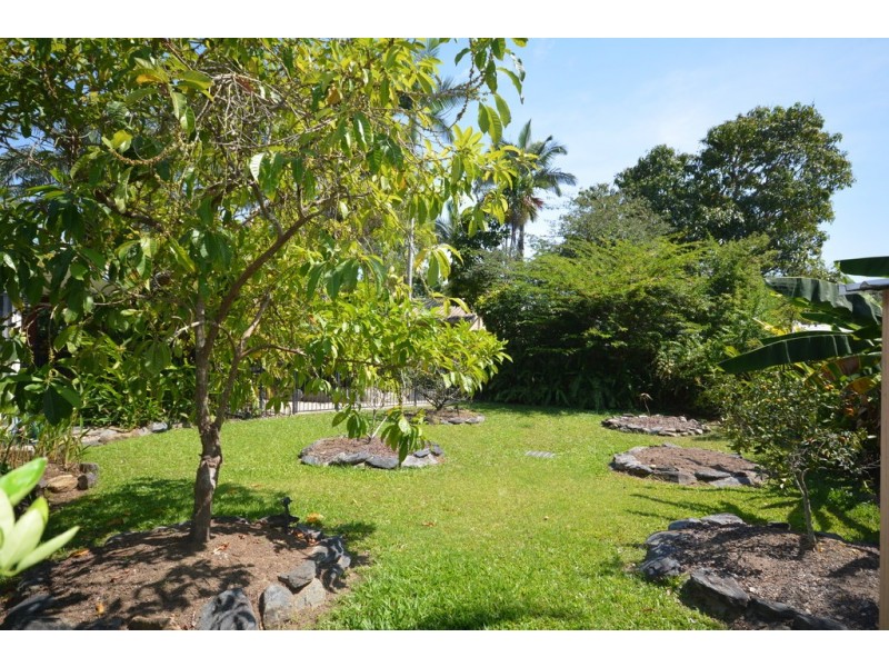 15 Agincourt Street, Port Douglas QLD 4877