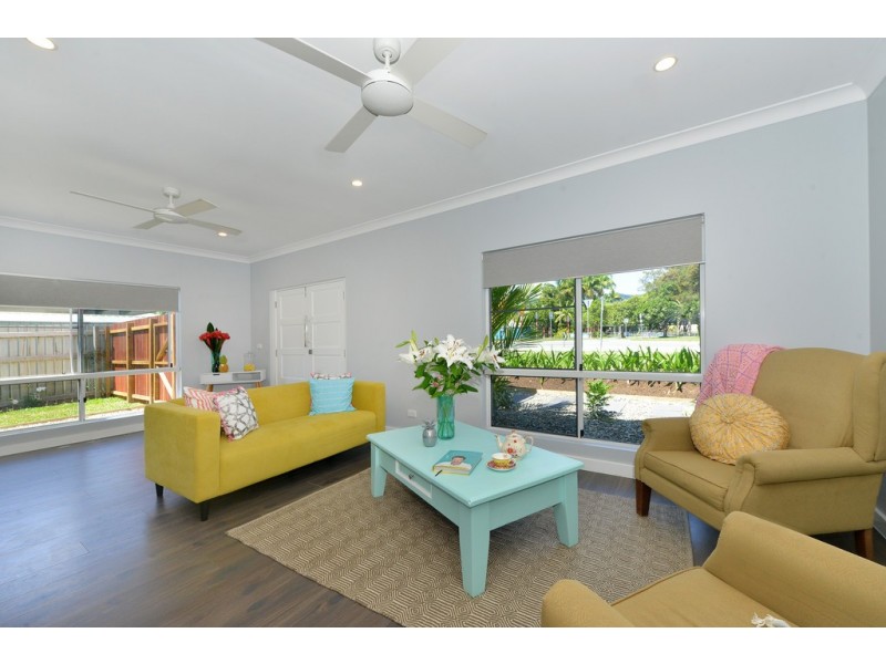 7 Endeavour Street, Port Douglas QLD 4877